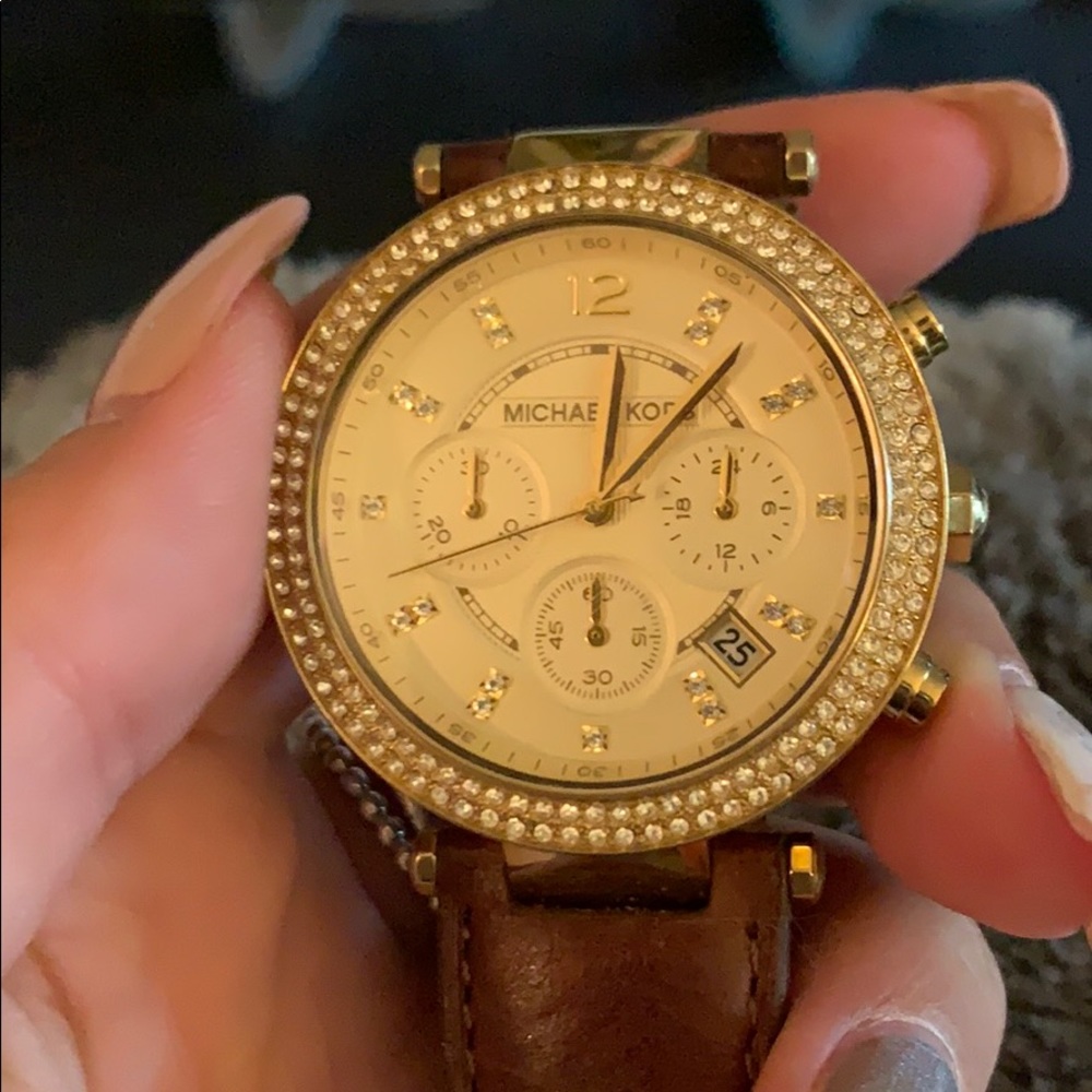 Michael kors gold and leather band